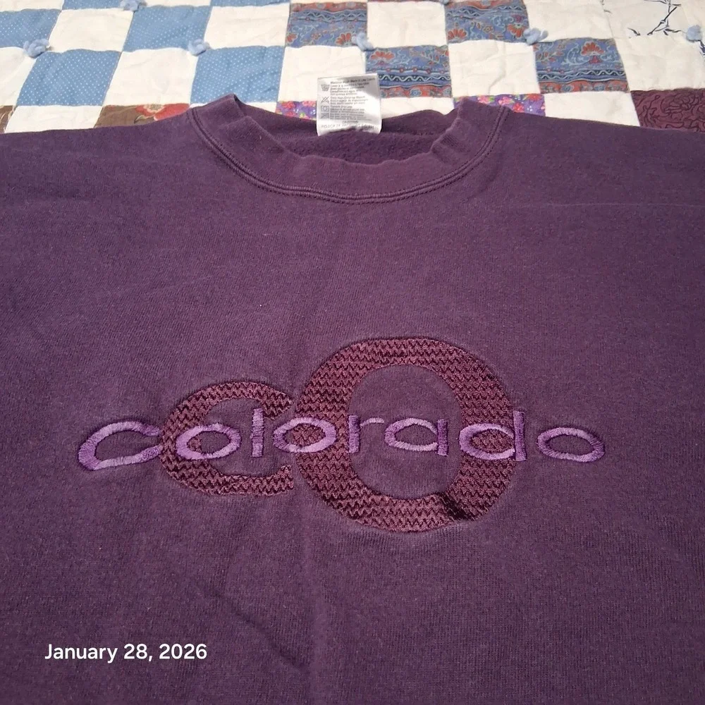 Vintage Colorado Purple Embroidered Crew Neck Sweatshirt Size‎ Large